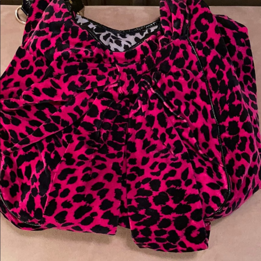 Betsey Johnson hot pink leopard slouchy hobo bag